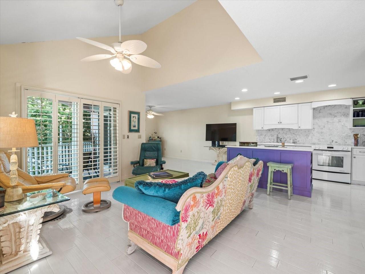 ACREAGE & UNREC - Residential