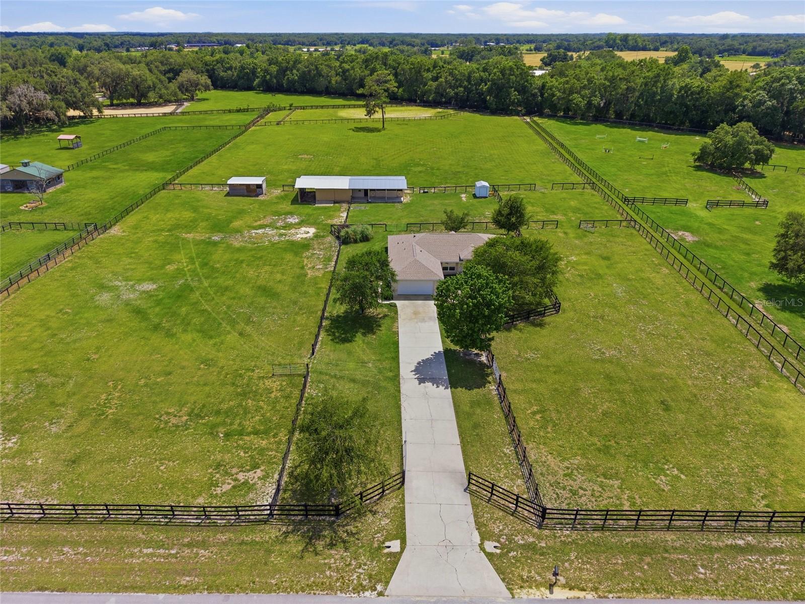 WINDING OAKS ESTATES - Residential
