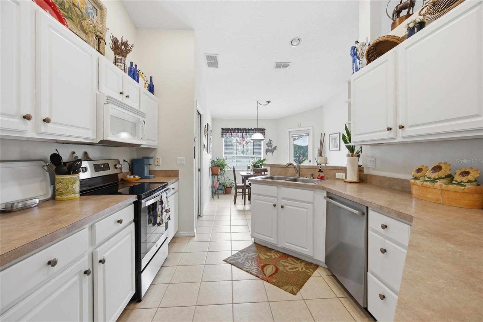 WINDING OAKS ESTATES - Residential