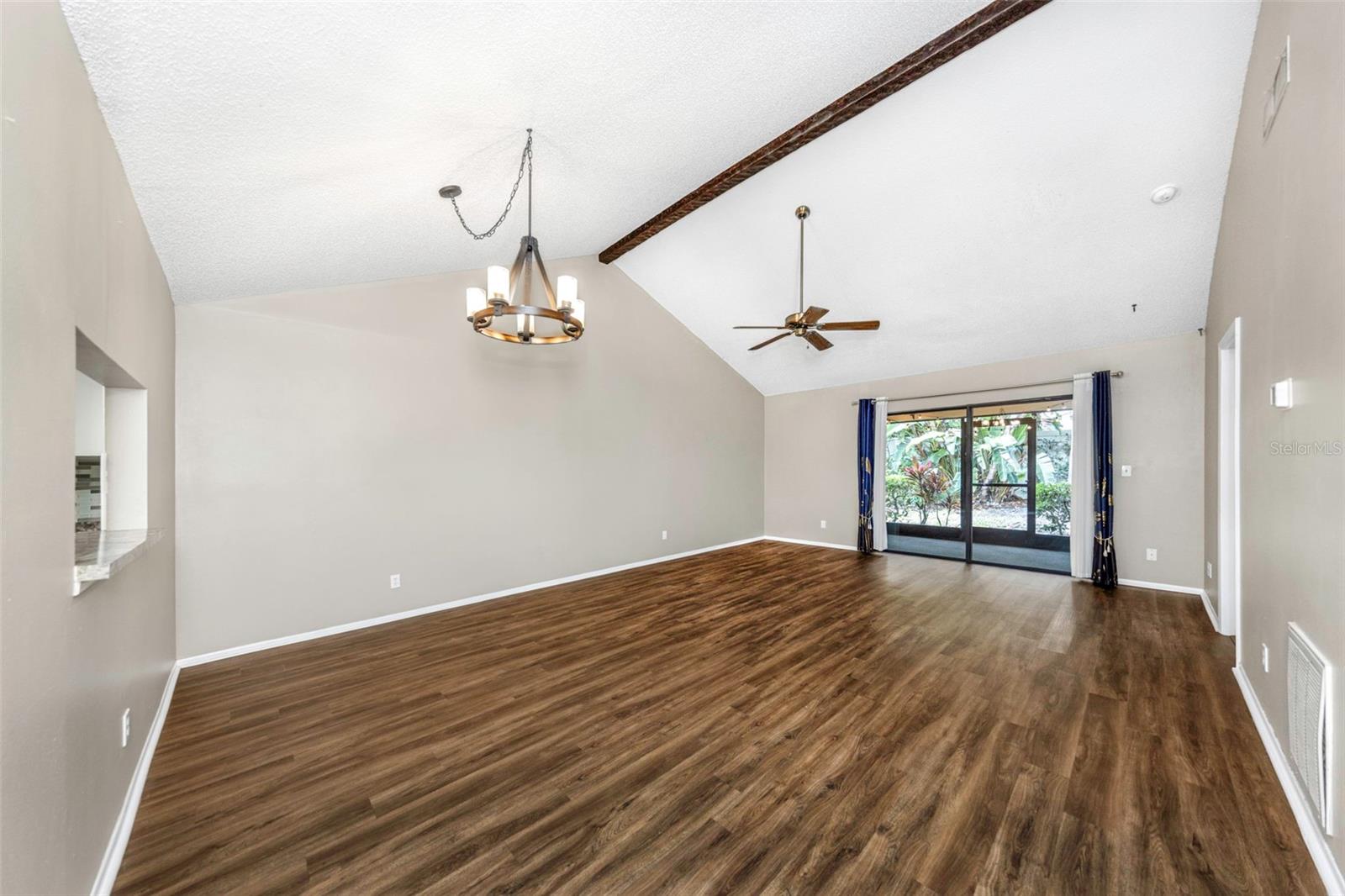MAGNOLIA RIDGE CONDO - Residential