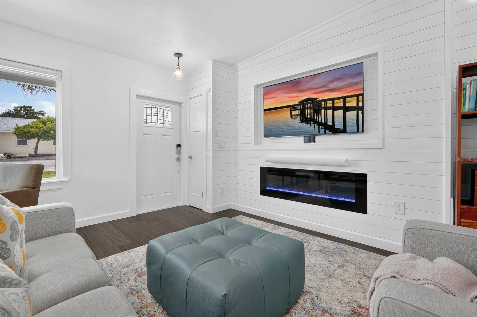 FRANCES TERRACE - Residential