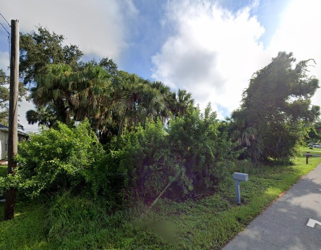 PORT CHARLOTTE SUB 09 - Land