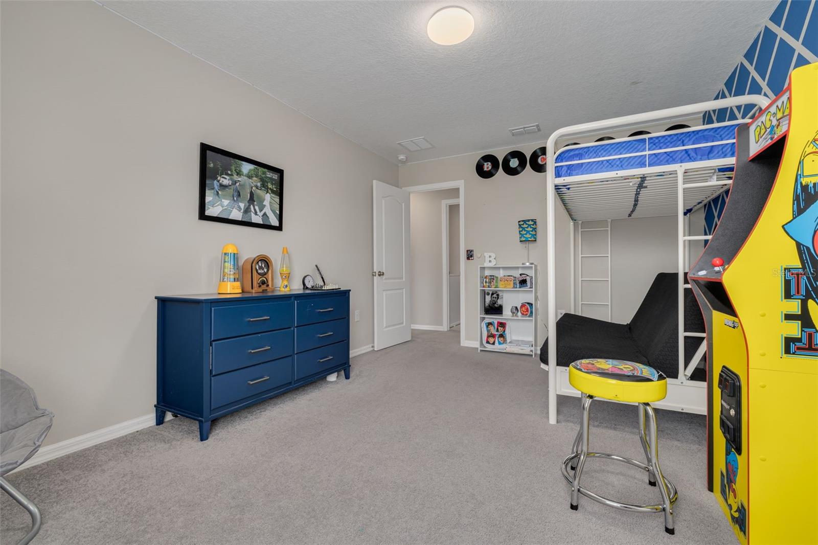 SPRING HILL - Residential