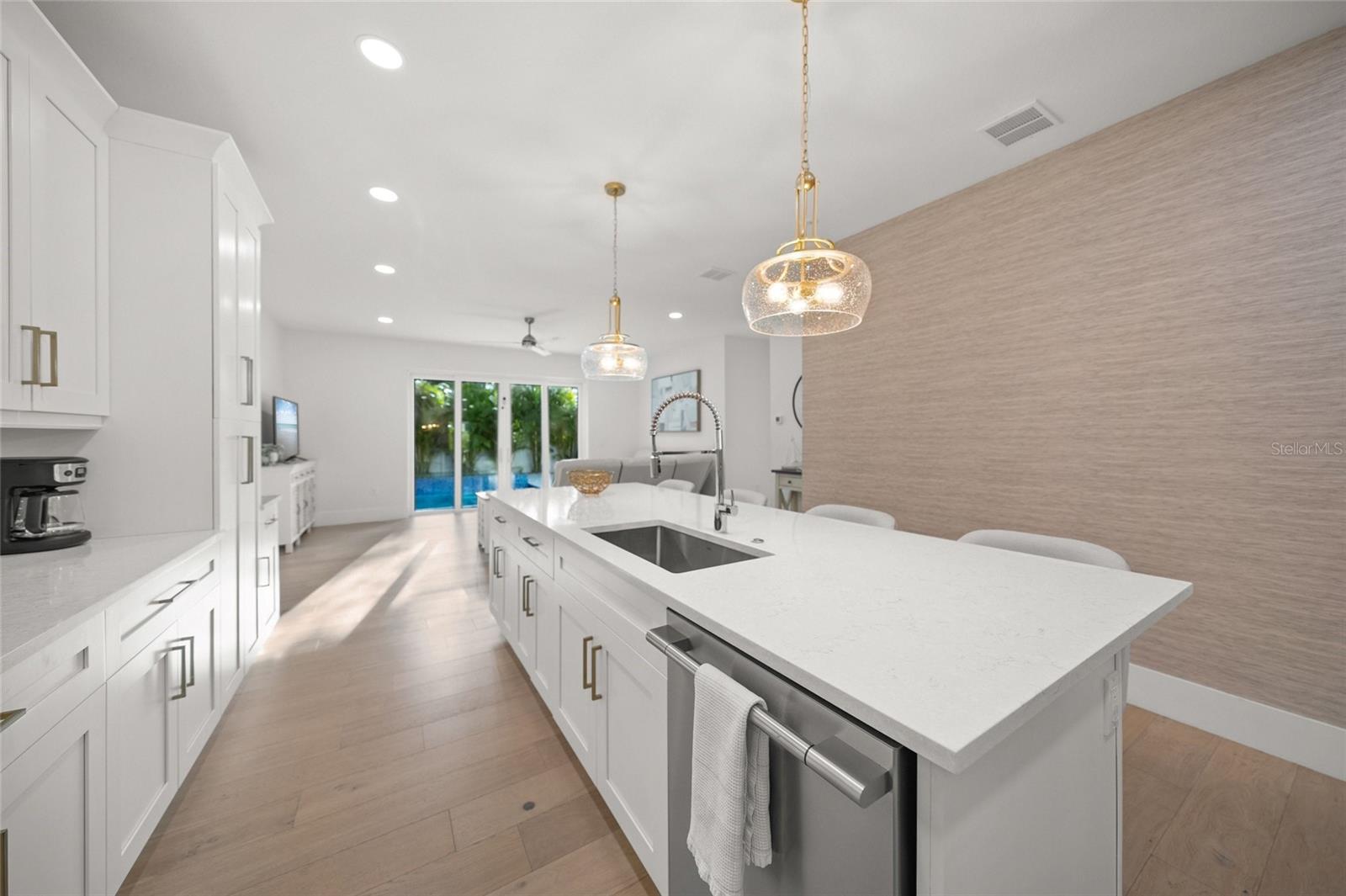 POINSETTIA PARK 2 - Residential