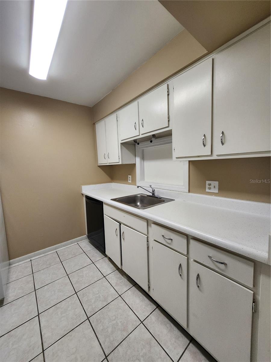 TUDOR CAY CONDO - Residential Lease