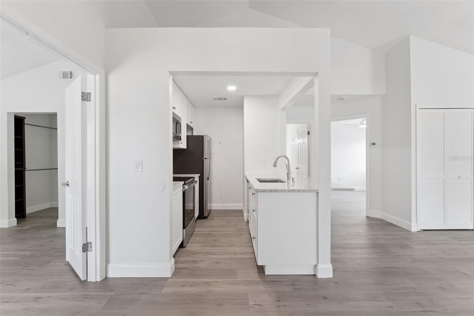 SUN RIDGE 2 A CONDO - Residential