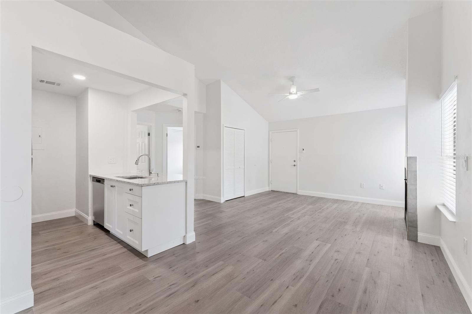 SUN RIDGE 2 A CONDO - Residential