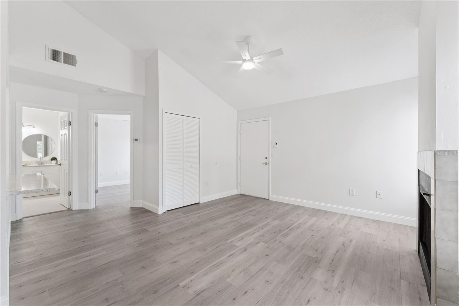SUN RIDGE 2 A CONDO - Residential