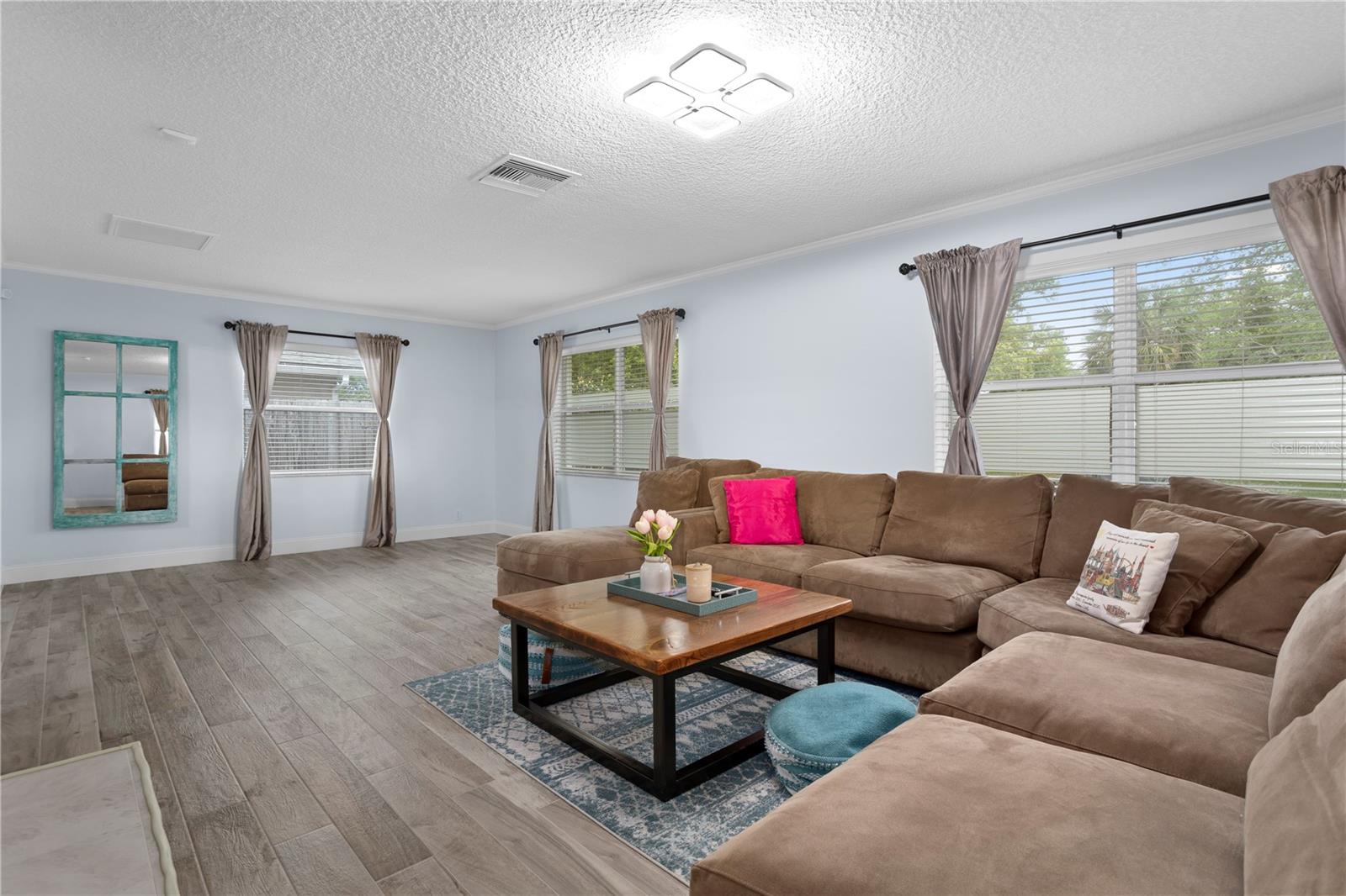 HIGHLAND PARK ESTATES FIRST ADD - Residential