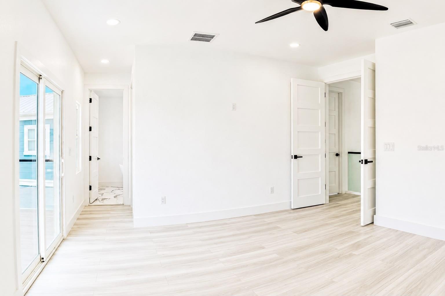 HEMINGWAY ESTATES - Residential
