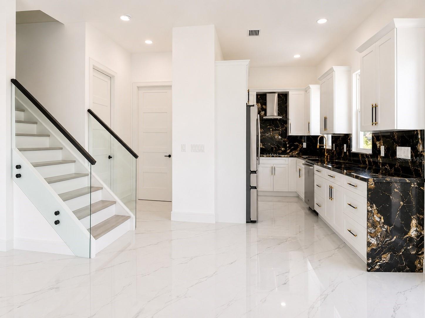 HEMINGWAY ESTATES - Residential