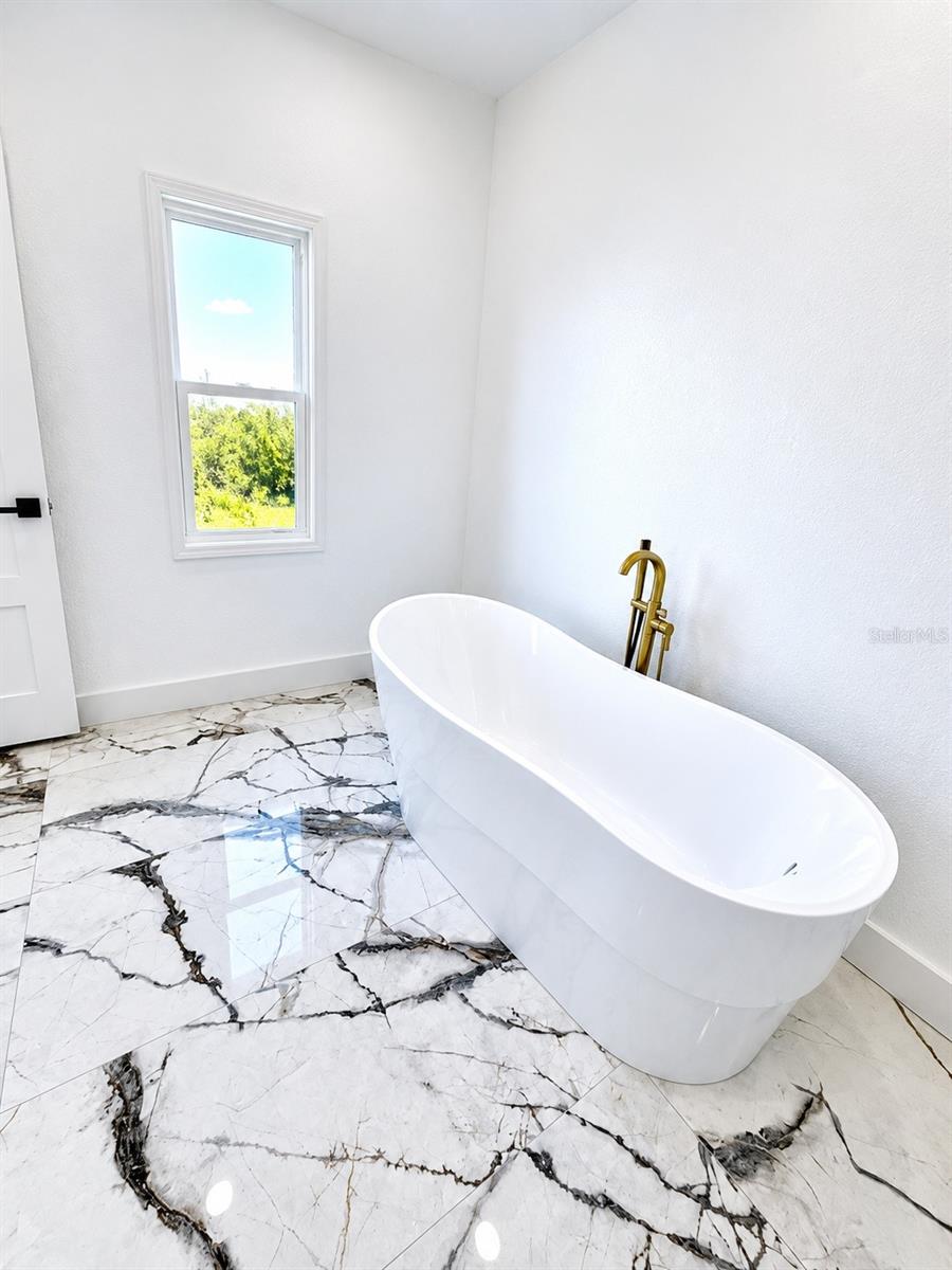 HEMINGWAY ESTATES - Residential