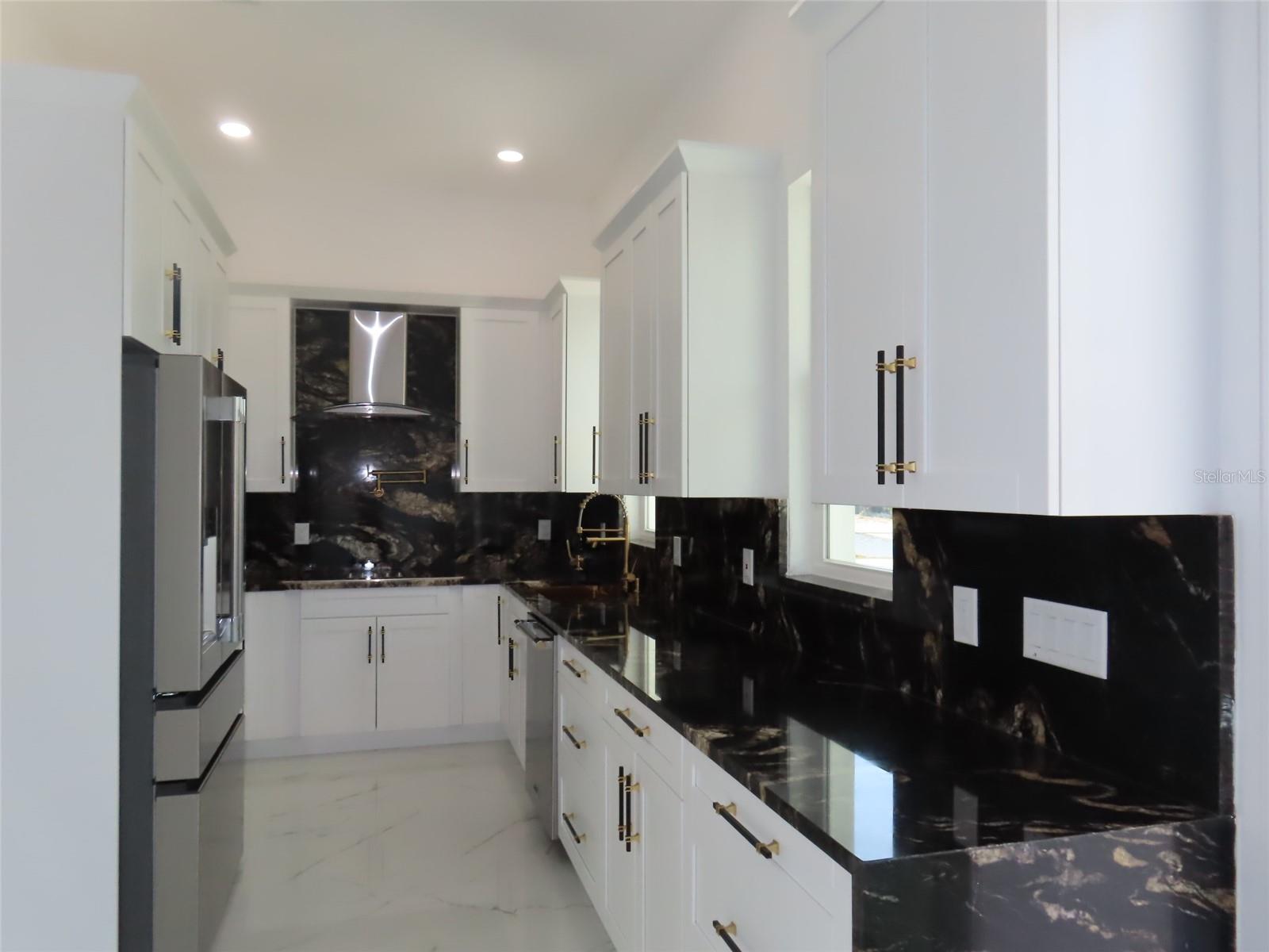 HEMINGWAY ESTATES - Residential