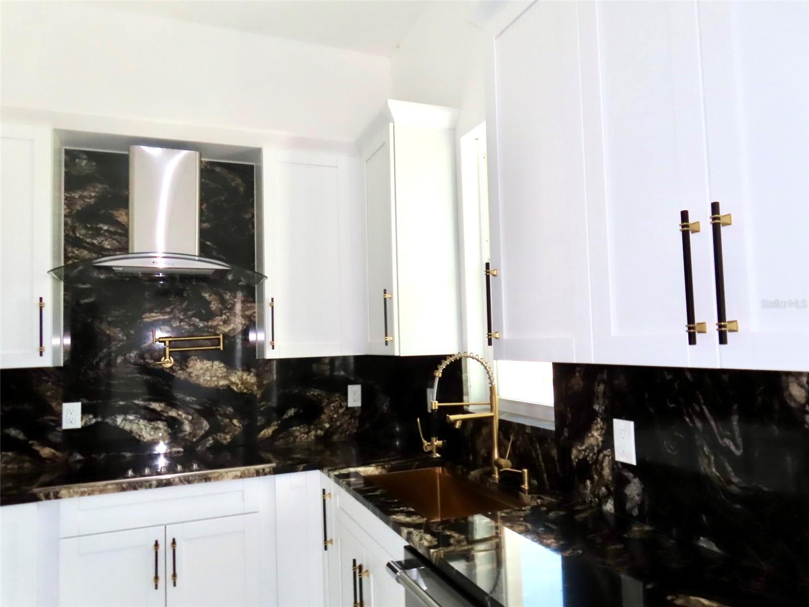 HEMINGWAY ESTATES - Residential
