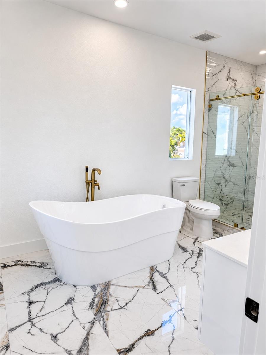 HEMINGWAY ESTATES - Residential