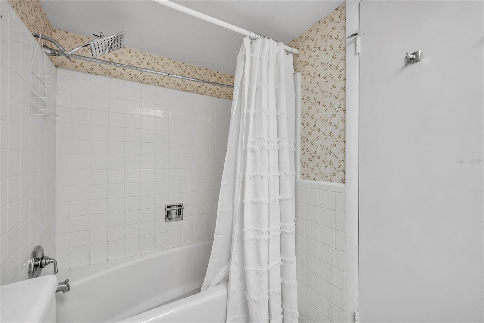 PHILLIPS CIRCLE REP - Residential