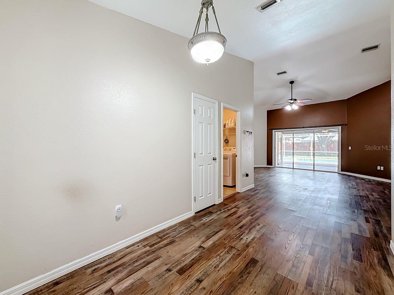 REGAL WOODS - Residential