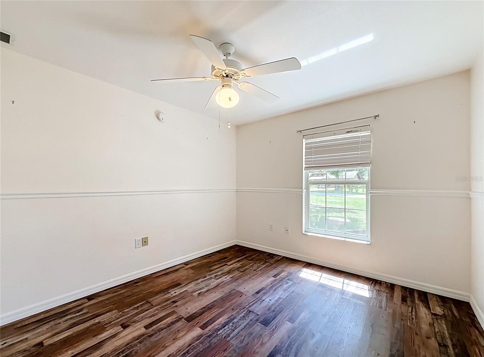 REGAL WOODS - Residential