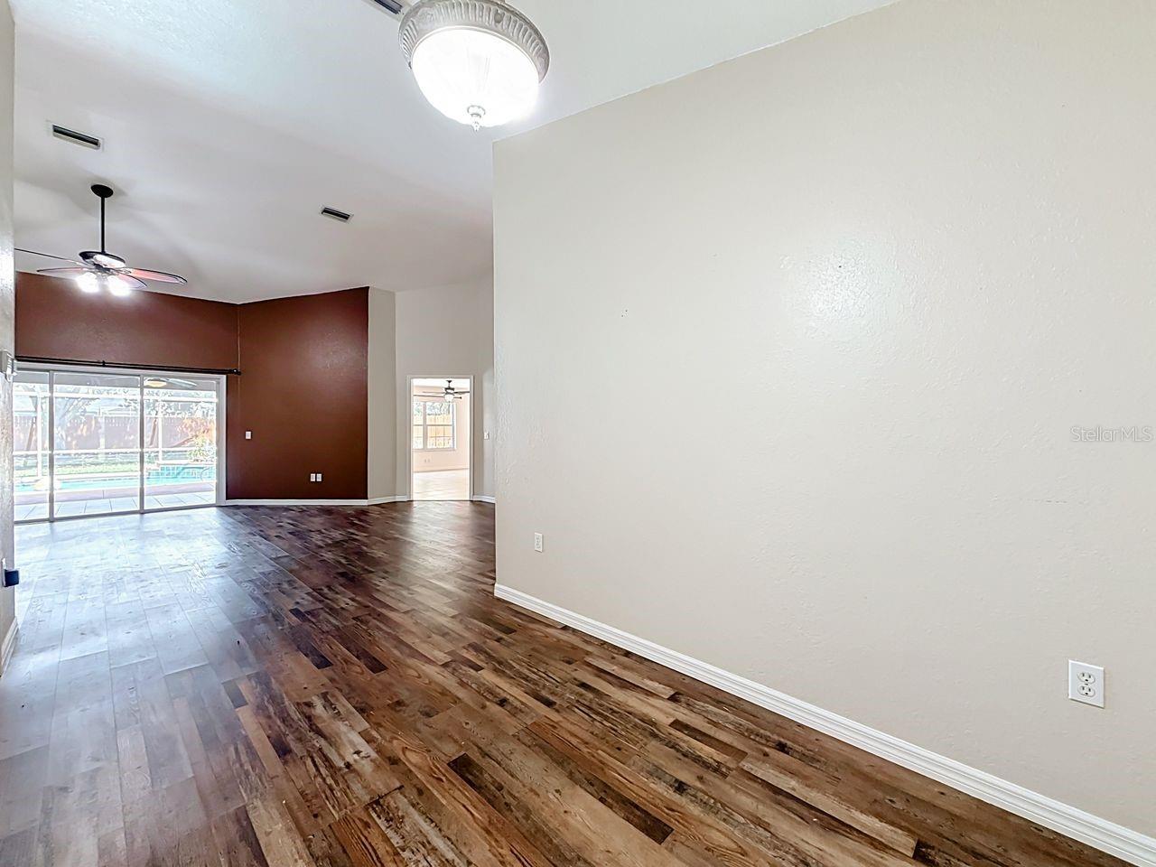 REGAL WOODS - Residential