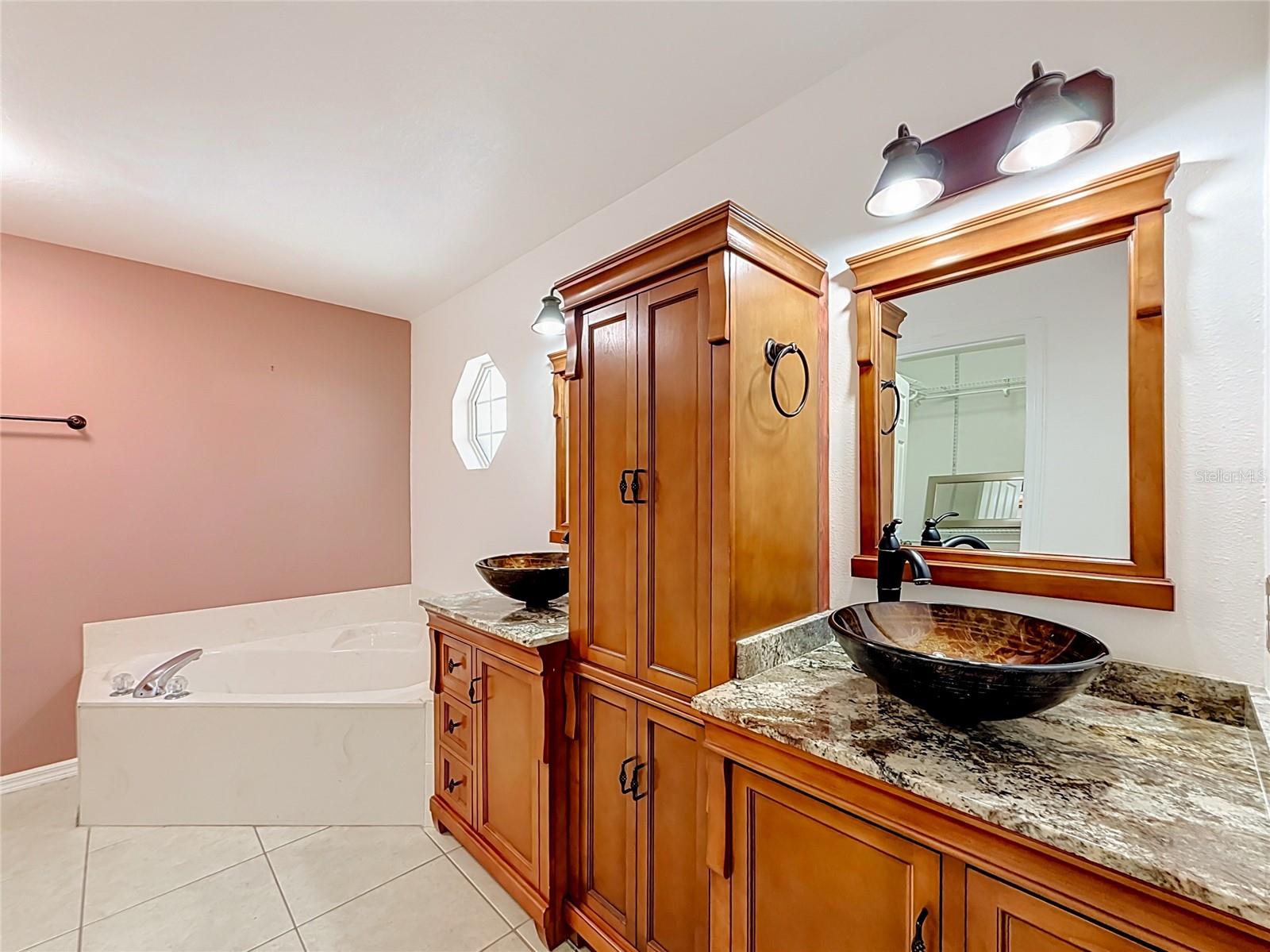 REGAL WOODS - Residential