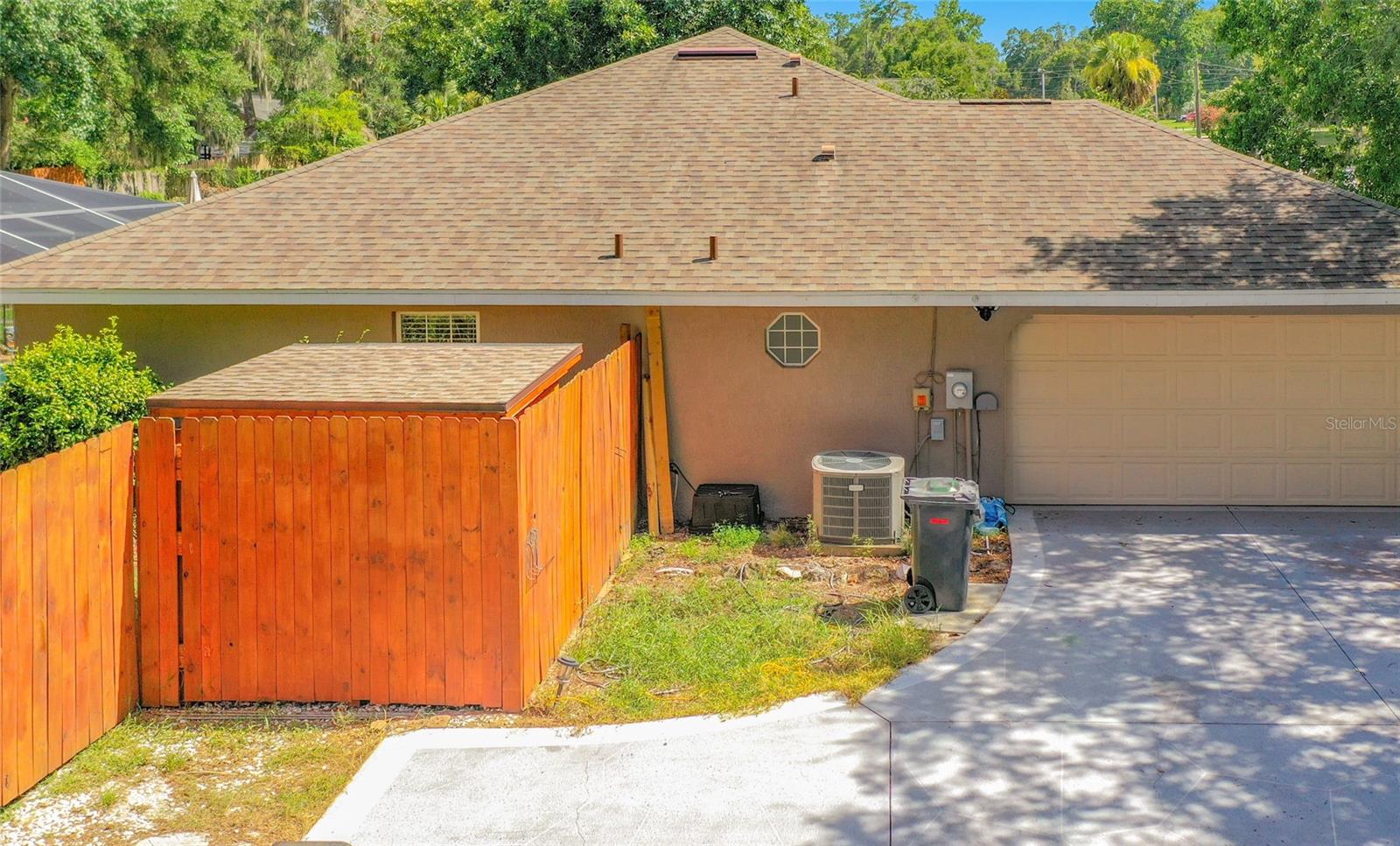 REGAL WOODS - Residential