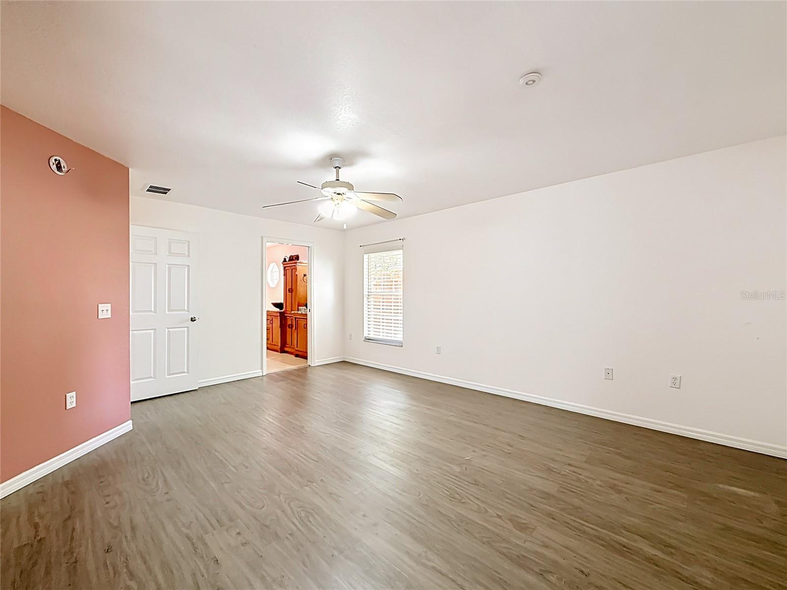 REGAL WOODS - Residential