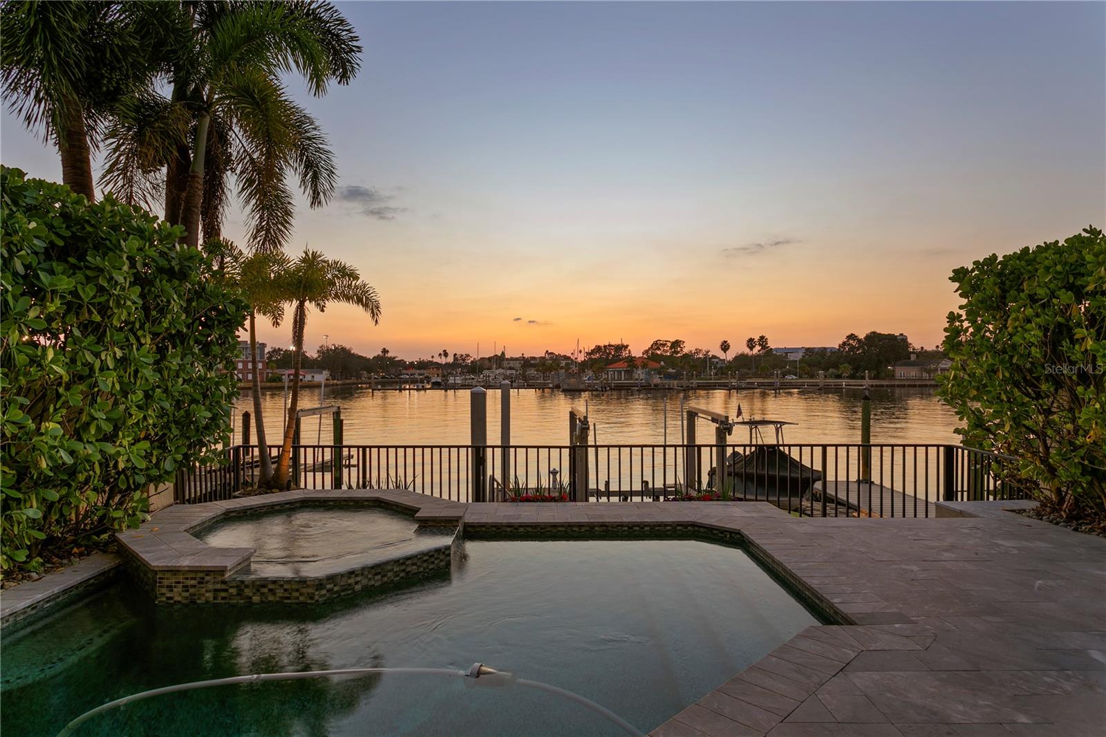 PORT ROYAL AT HARBOUR ISLAND P - Residential