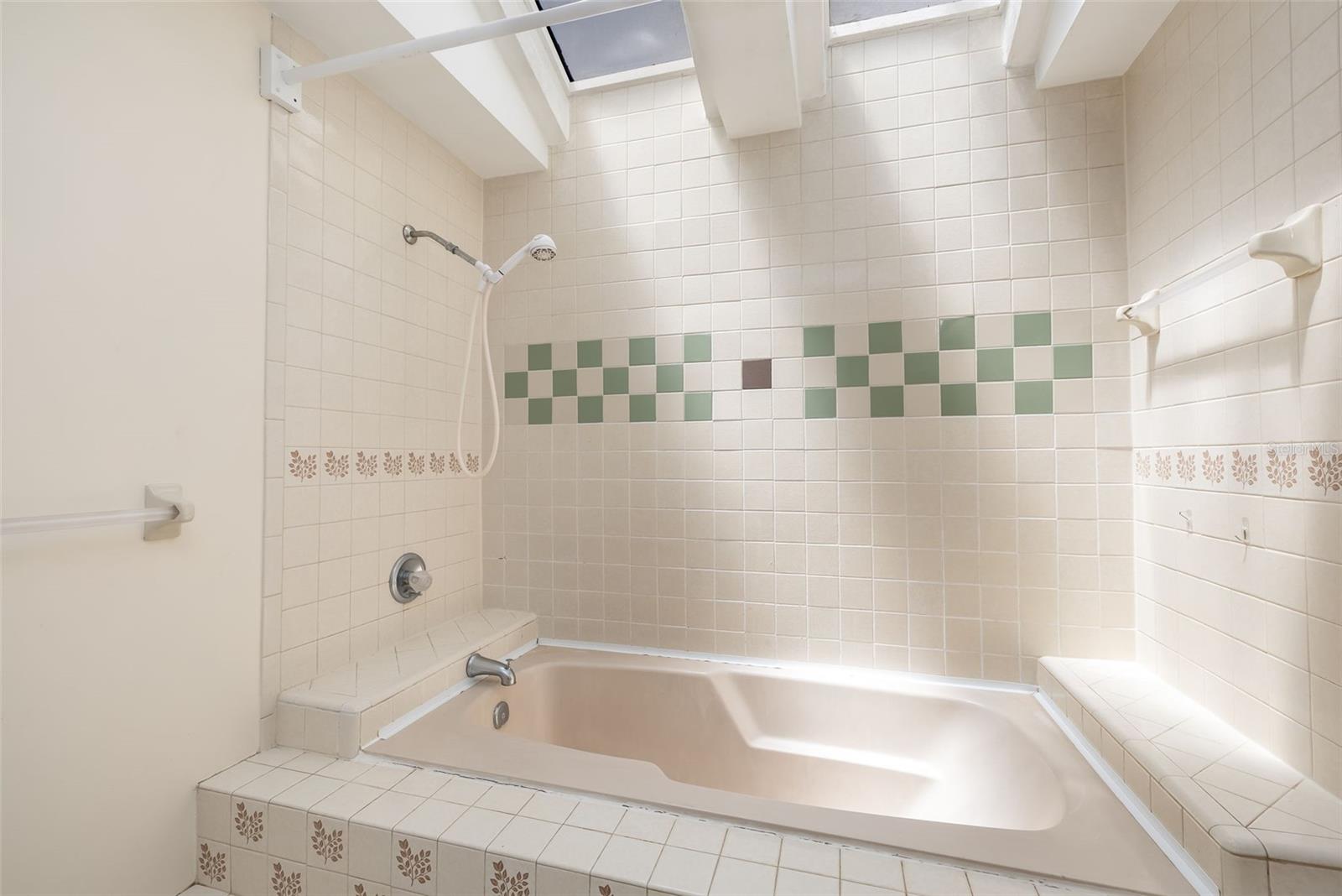 SOUTHWEST QUADRANT PH 01-04 - Residential