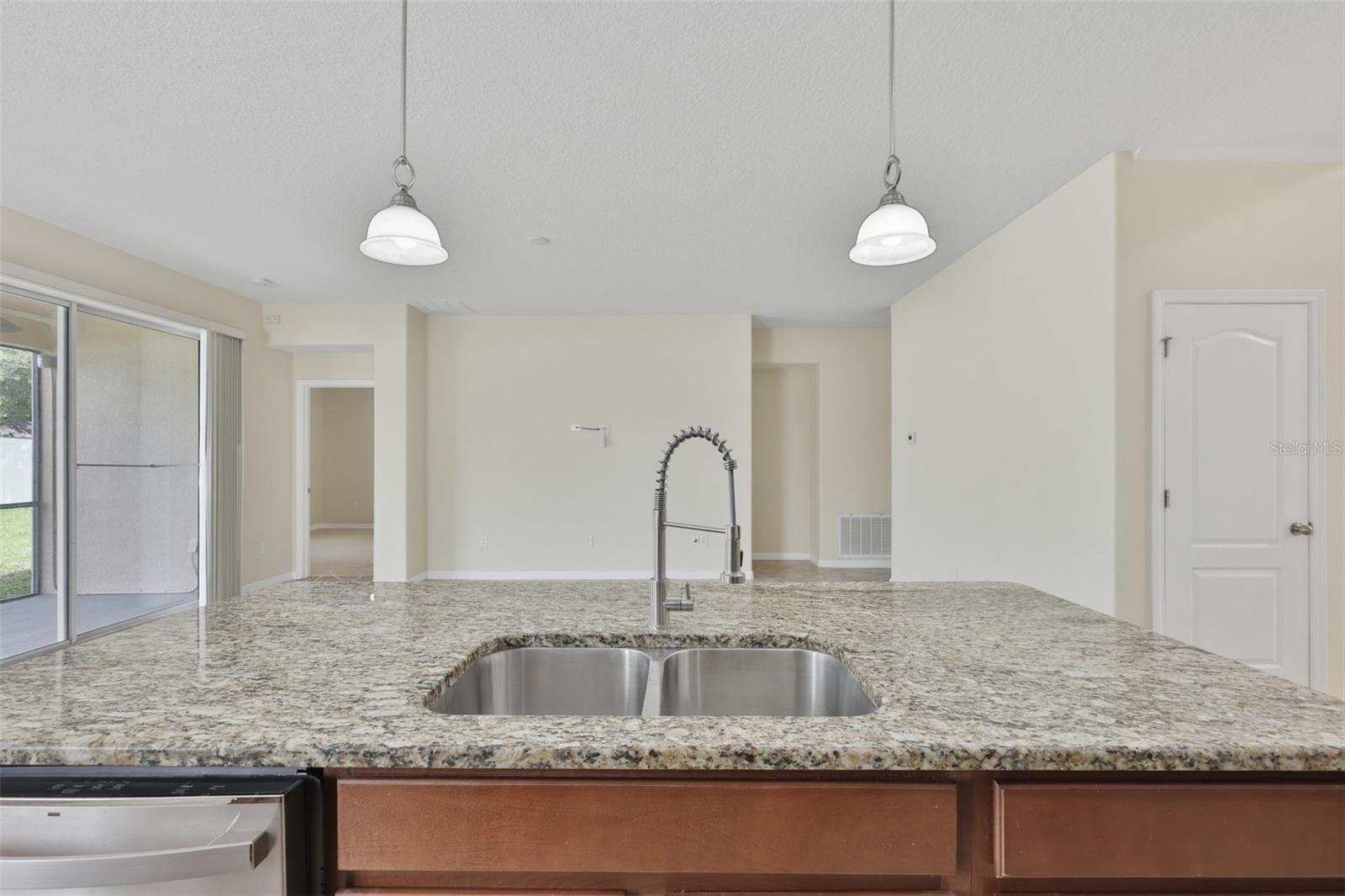 AYERSWORTH GLEN - Residential