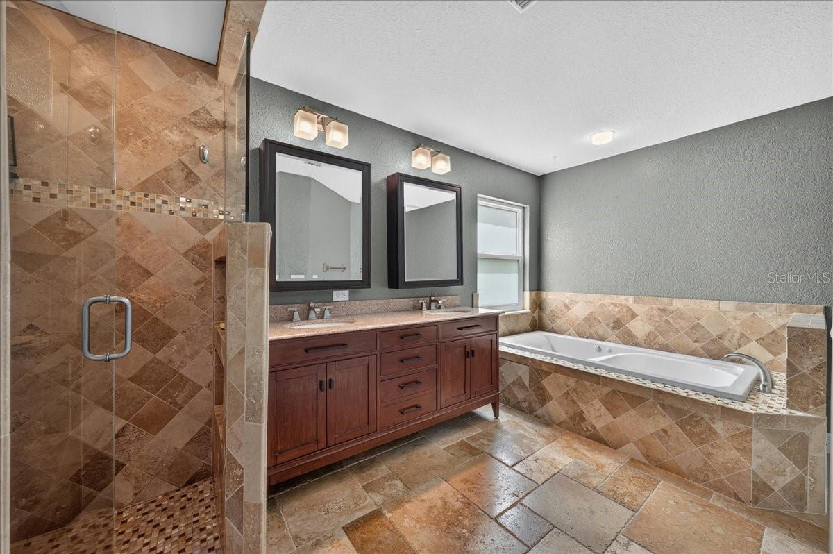 QUAIL RIDGE - Residential