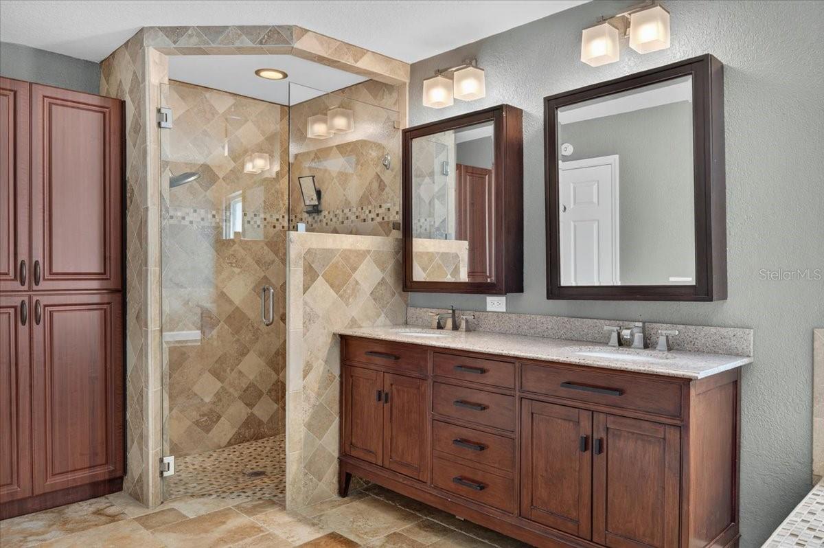 QUAIL RIDGE - Residential
