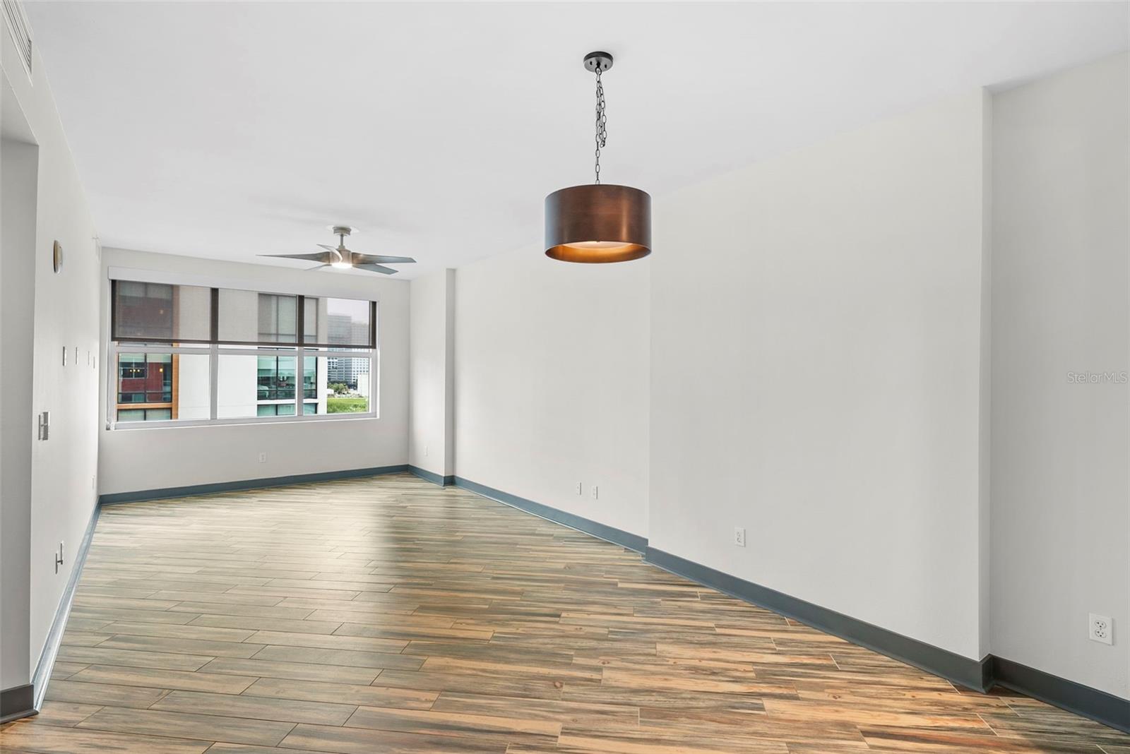GRAND CENTRAL AT KENNEDY RESID - Residential