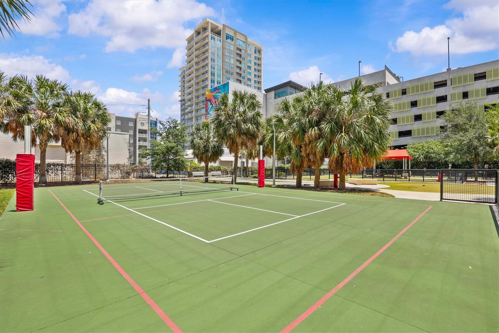 GRAND CENTRAL AT KENNEDY RESID - Residential