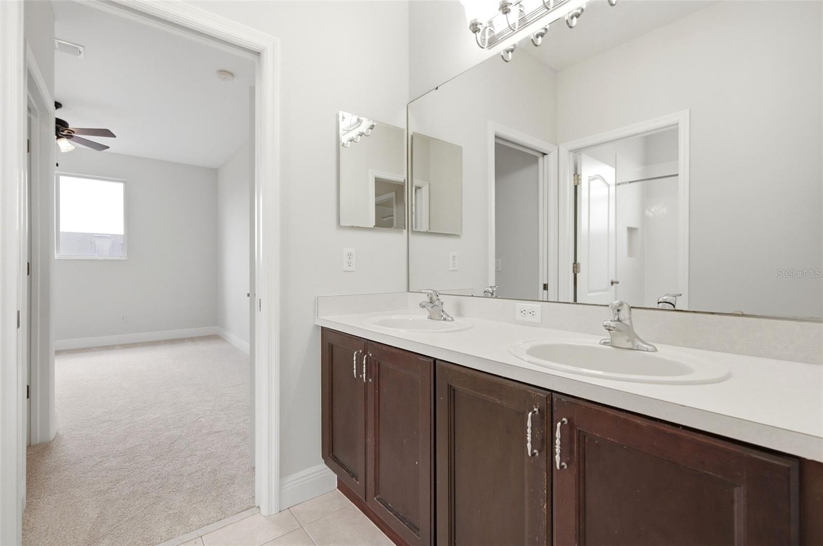 AVALON PARK - Residential