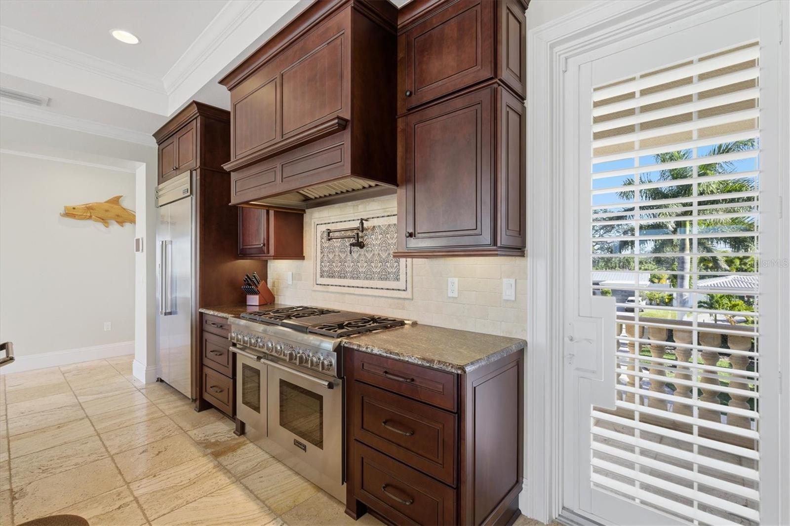 BAYWOOD SHORES - Residential