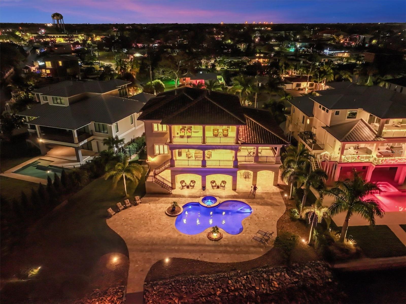 BAYWOOD SHORES - Residential