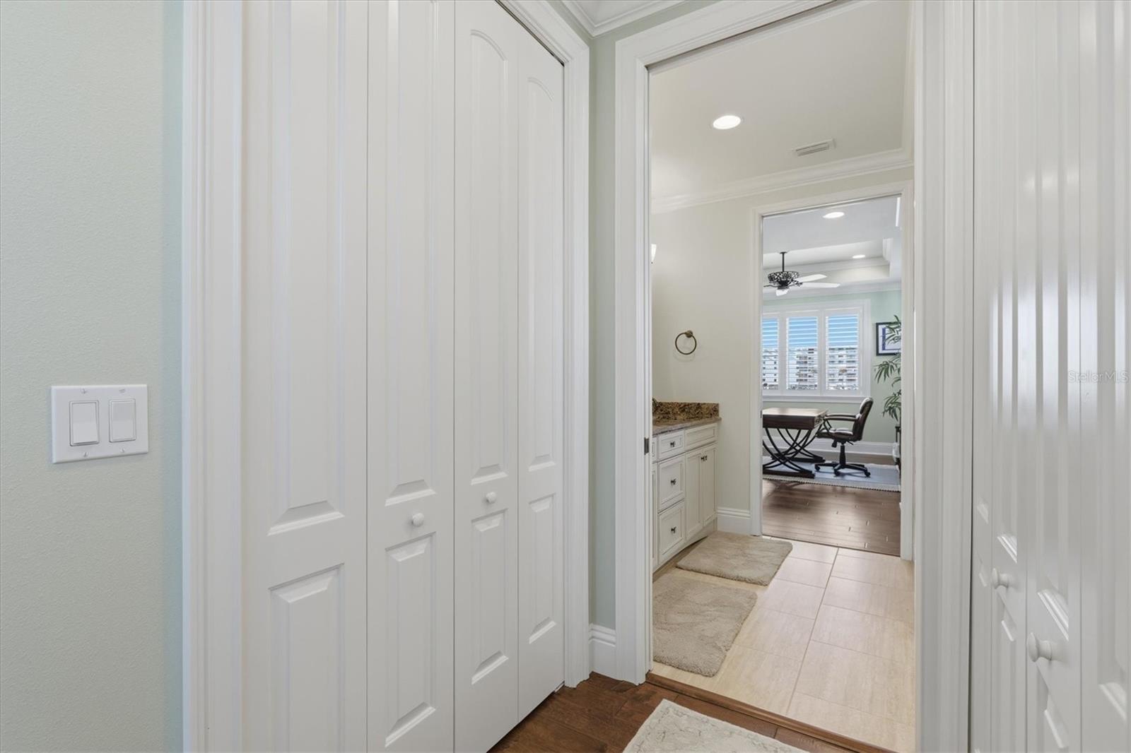 BAYWOOD SHORES - Residential