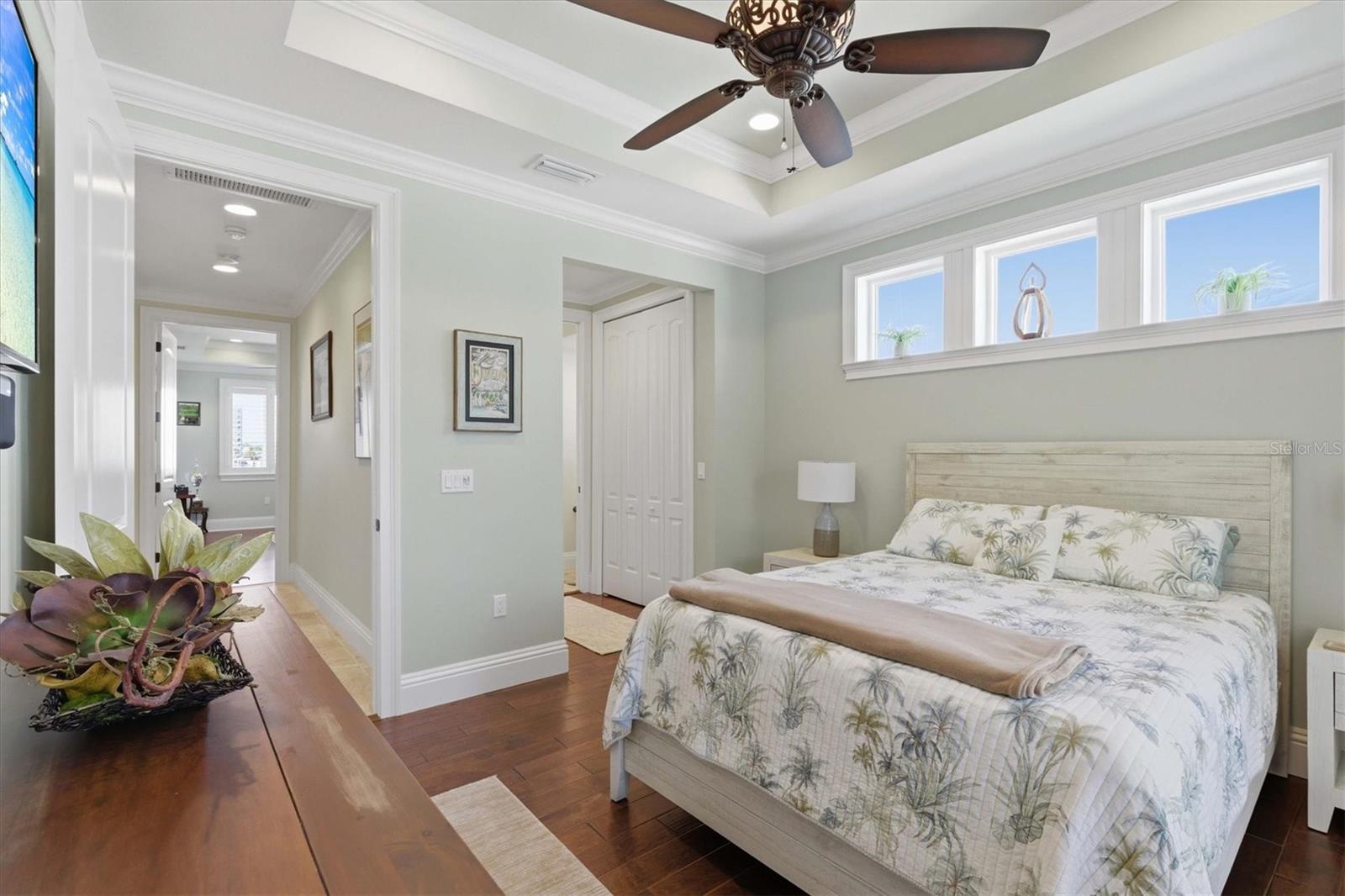BAYWOOD SHORES - Residential