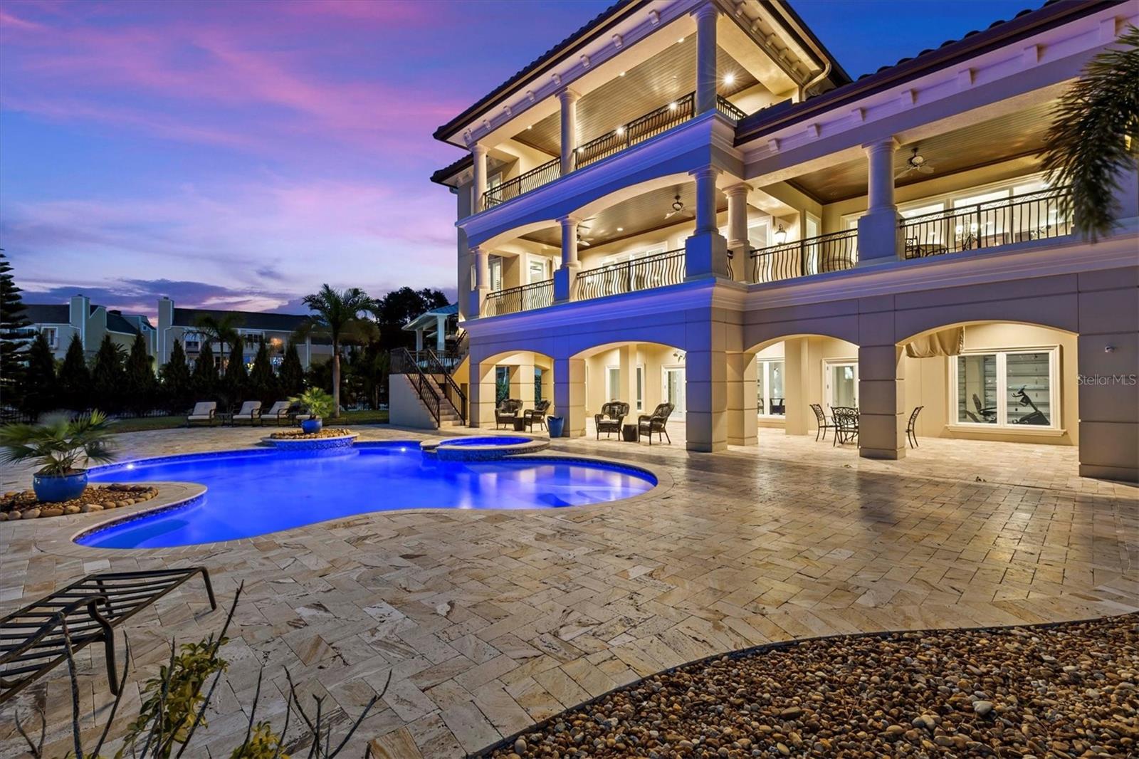 BAYWOOD SHORES - Residential