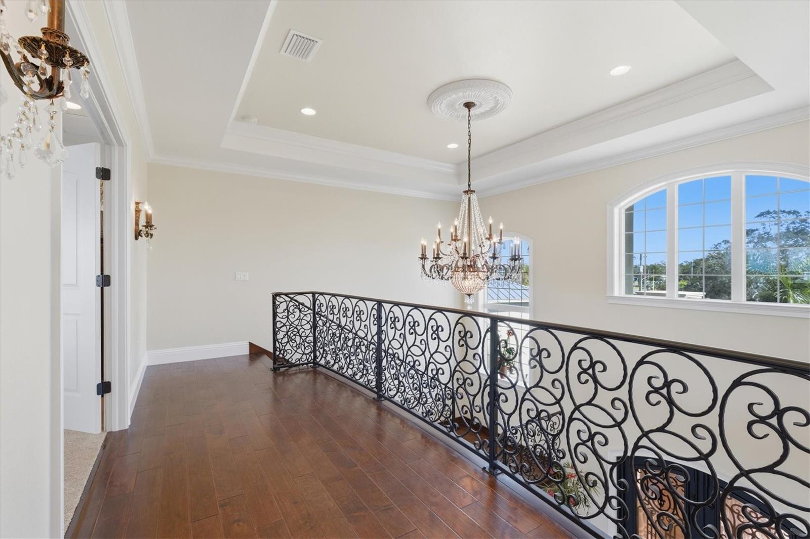 BAYWOOD SHORES - Residential