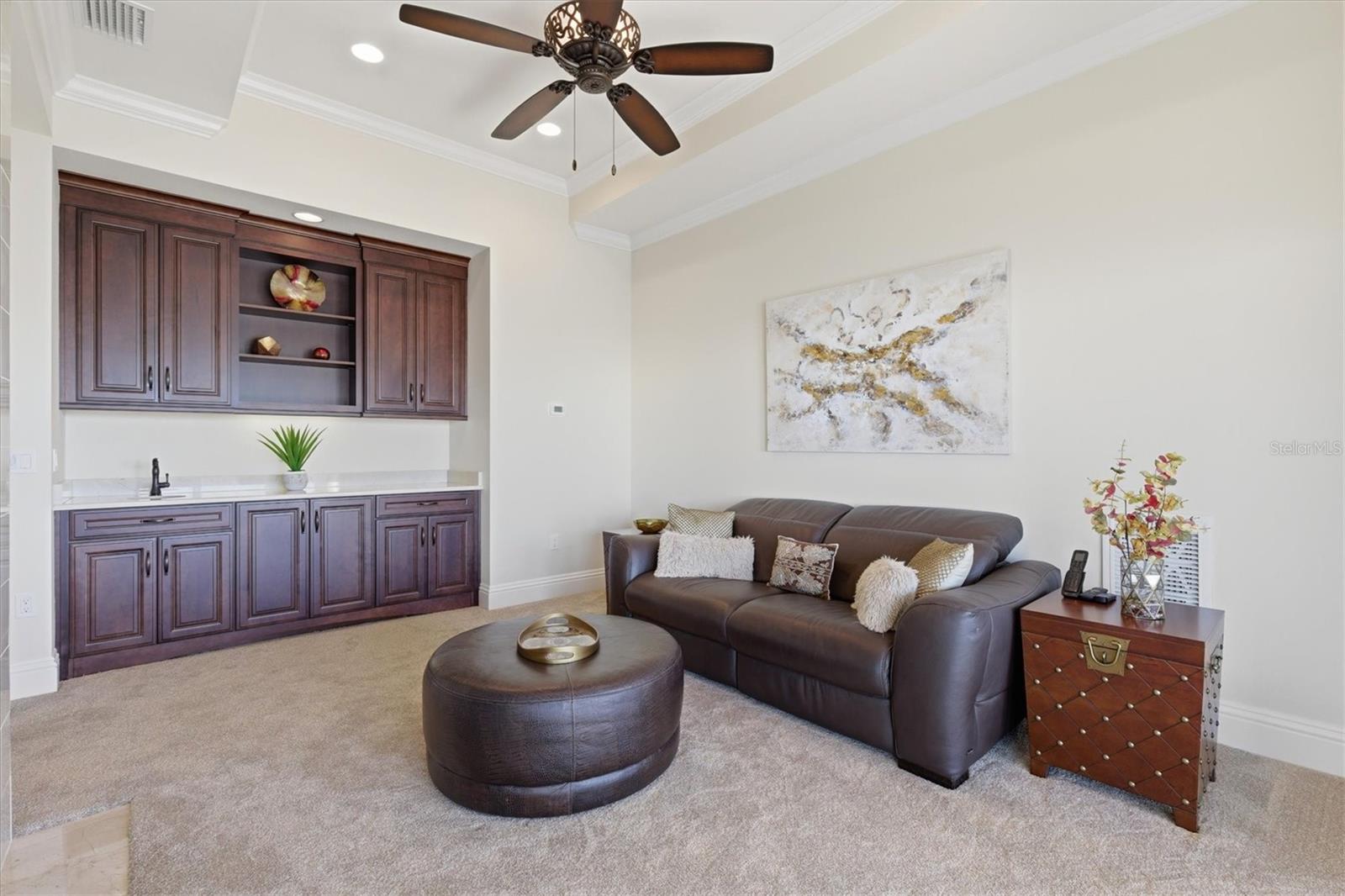 BAYWOOD SHORES - Residential