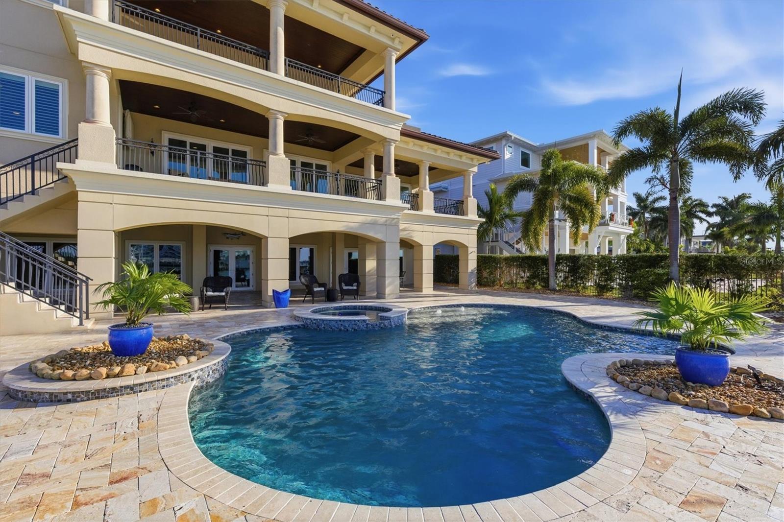BAYWOOD SHORES - Residential