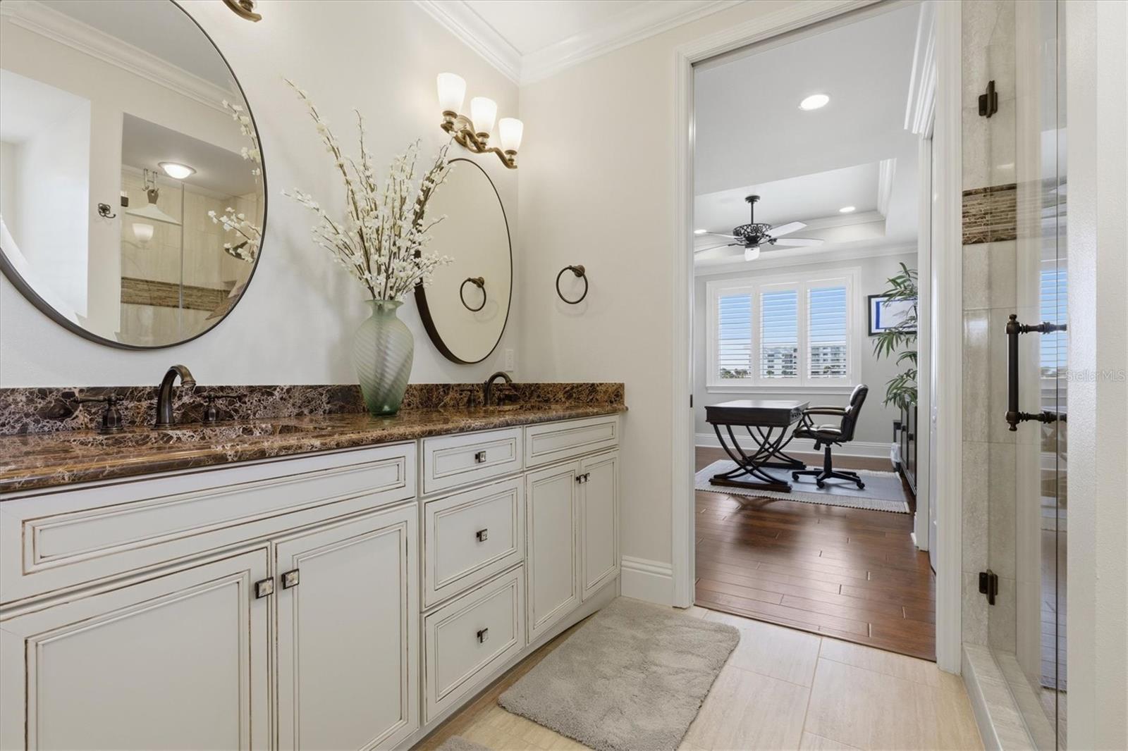 BAYWOOD SHORES - Residential