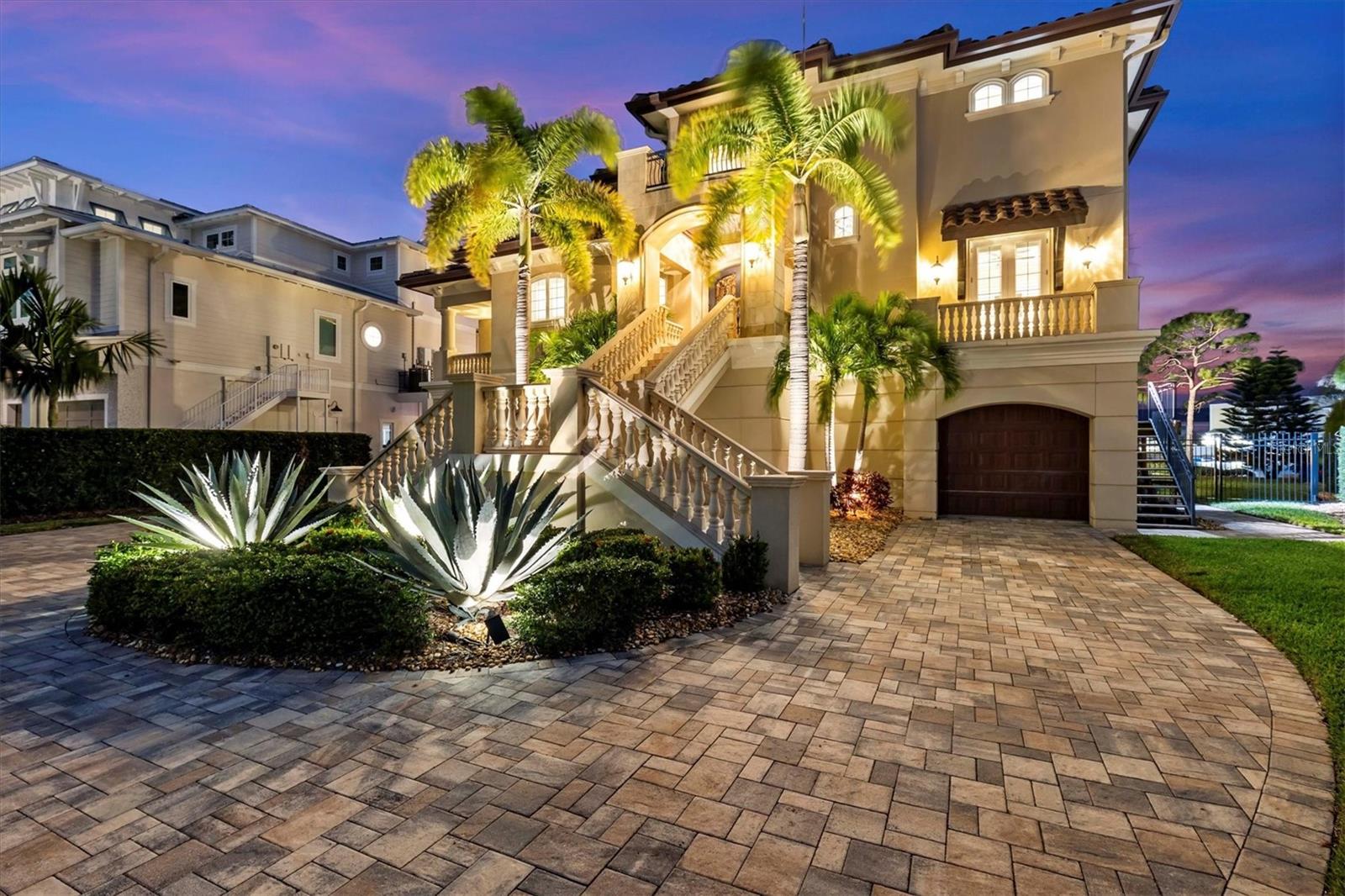 BAYWOOD SHORES - Residential