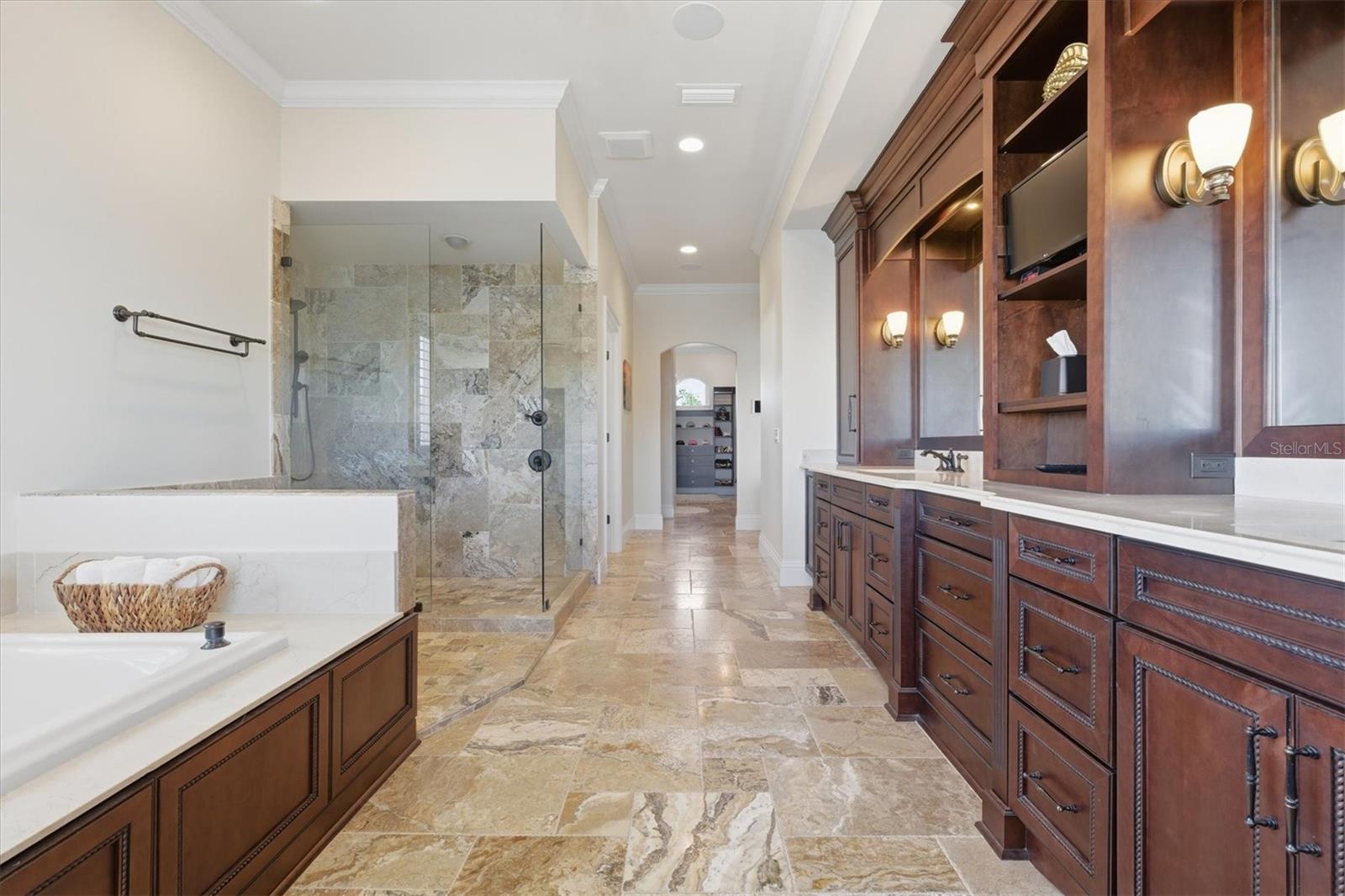BAYWOOD SHORES - Residential