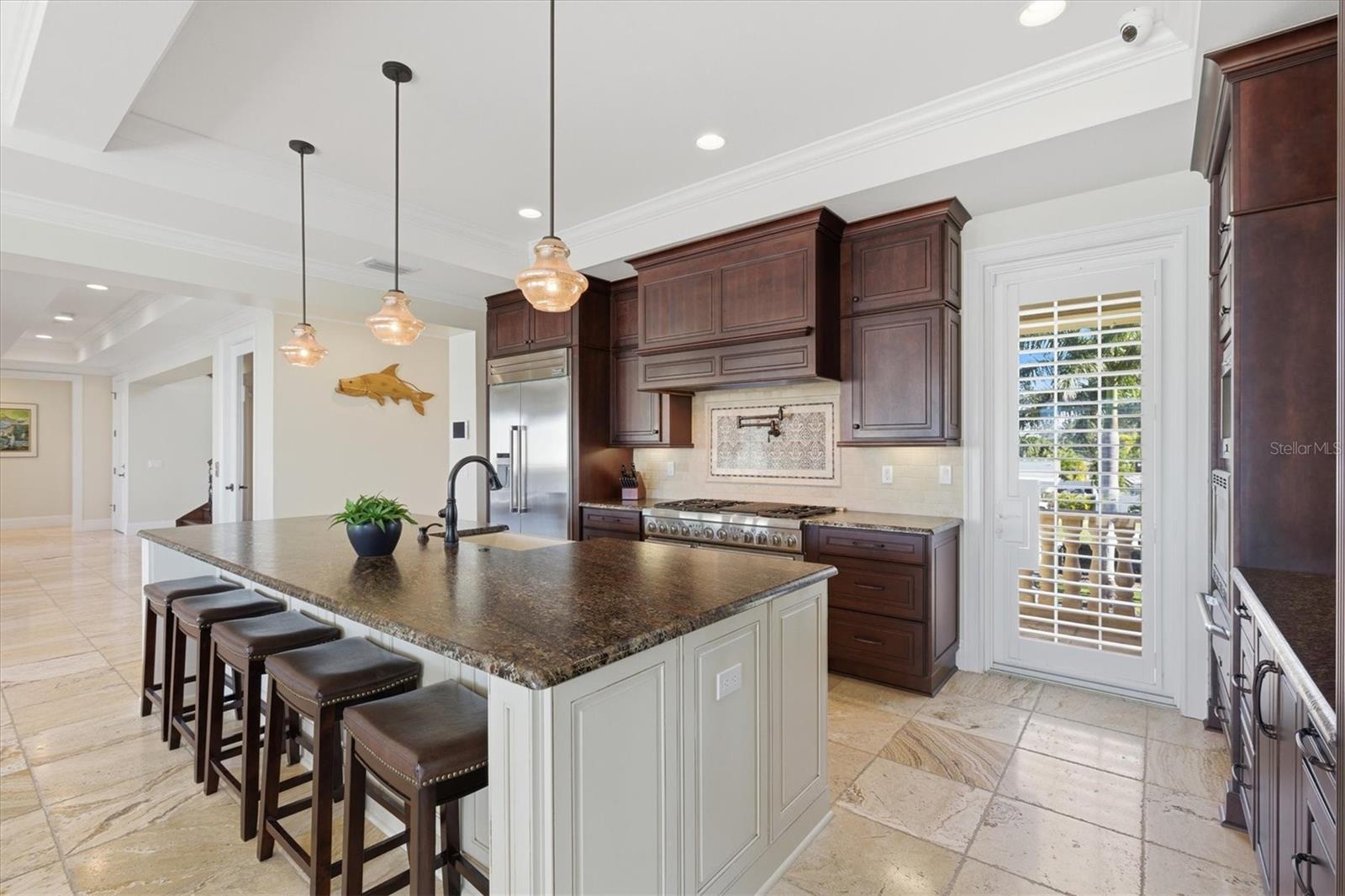 BAYWOOD SHORES - Residential