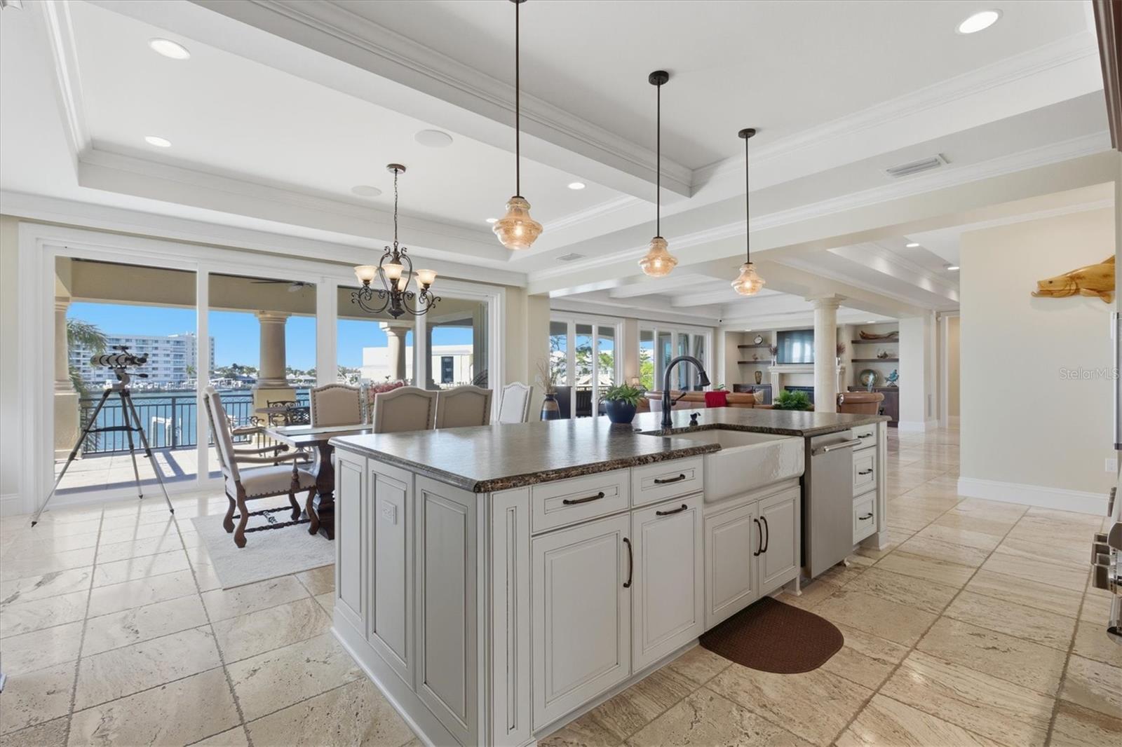BAYWOOD SHORES - Residential
