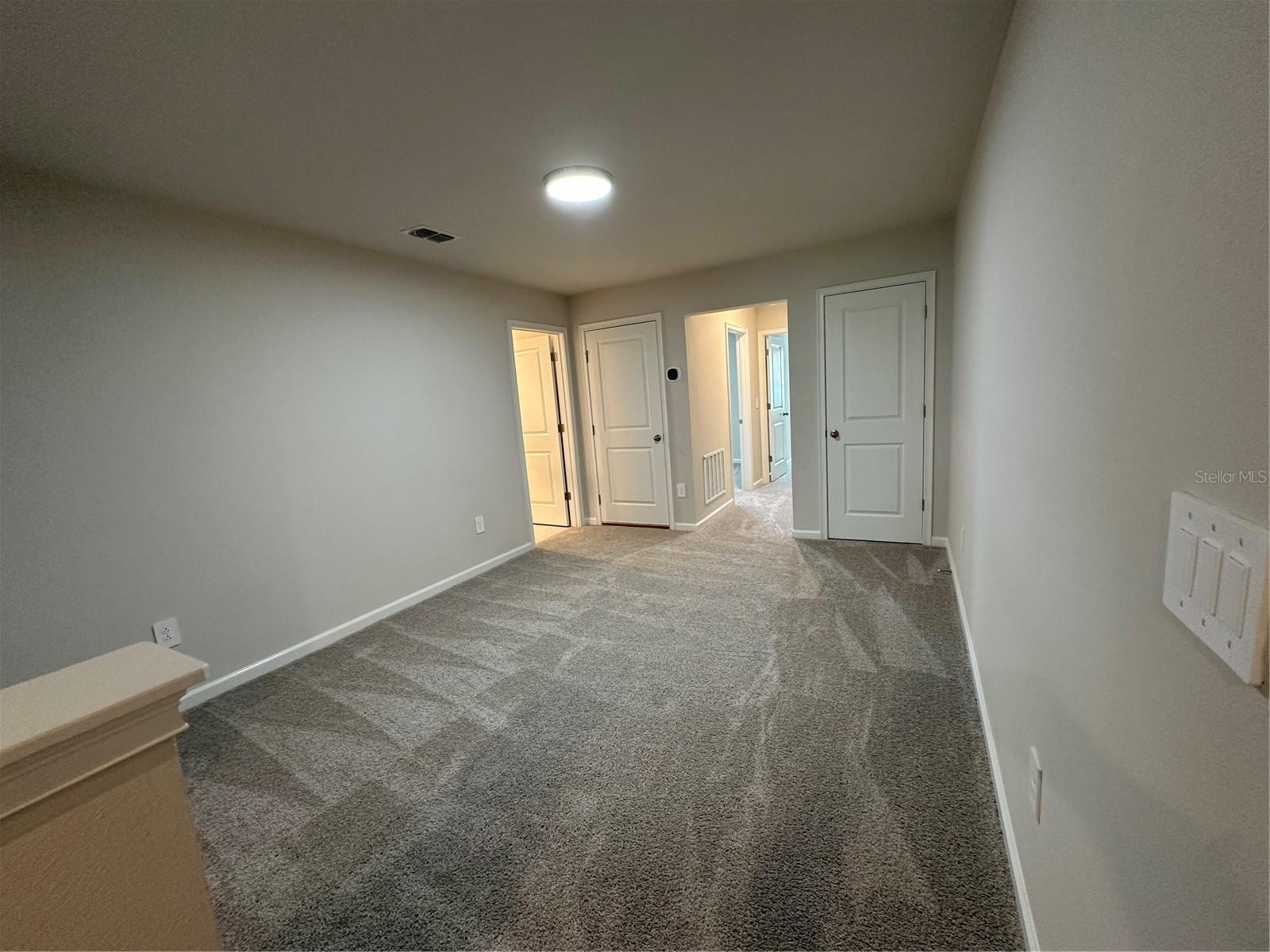 BLOOMINGDALE TOWNES - Residential Lease