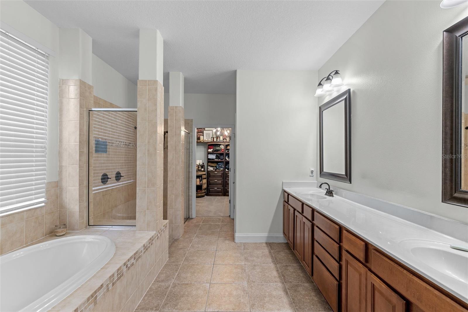 GREY HAWK AT LAKE POLO PH 02 - Residential