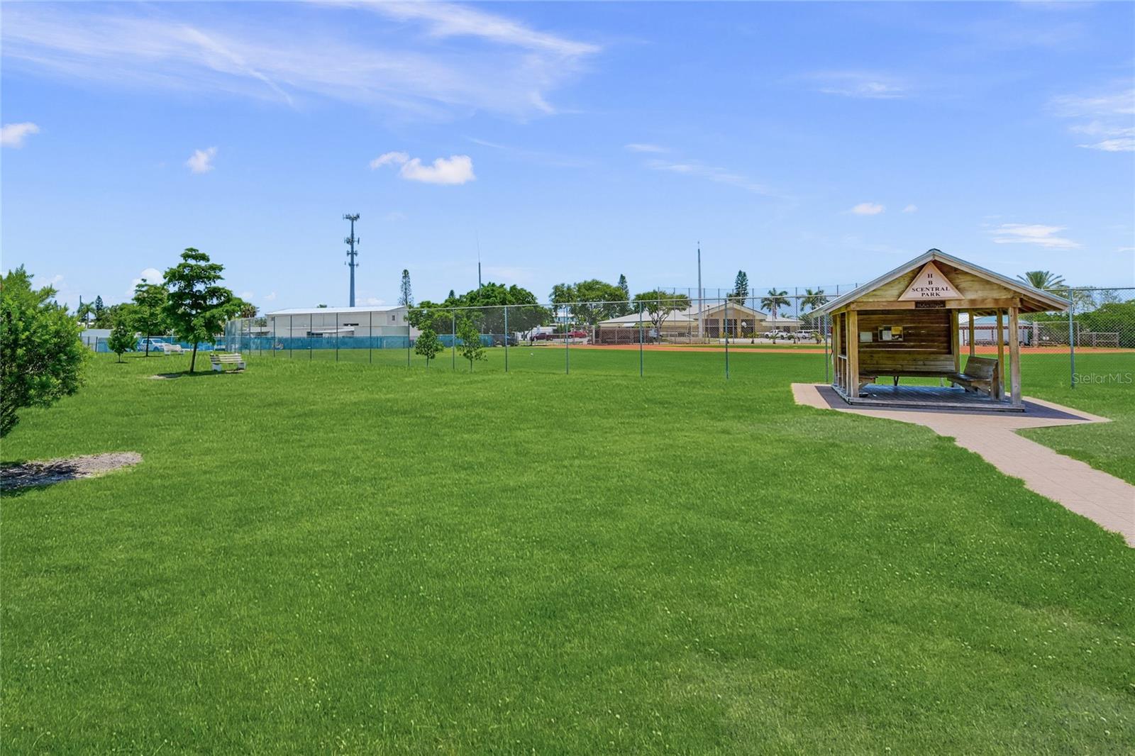 HOLMES BEACH DEV 1ST UNIT - Residential